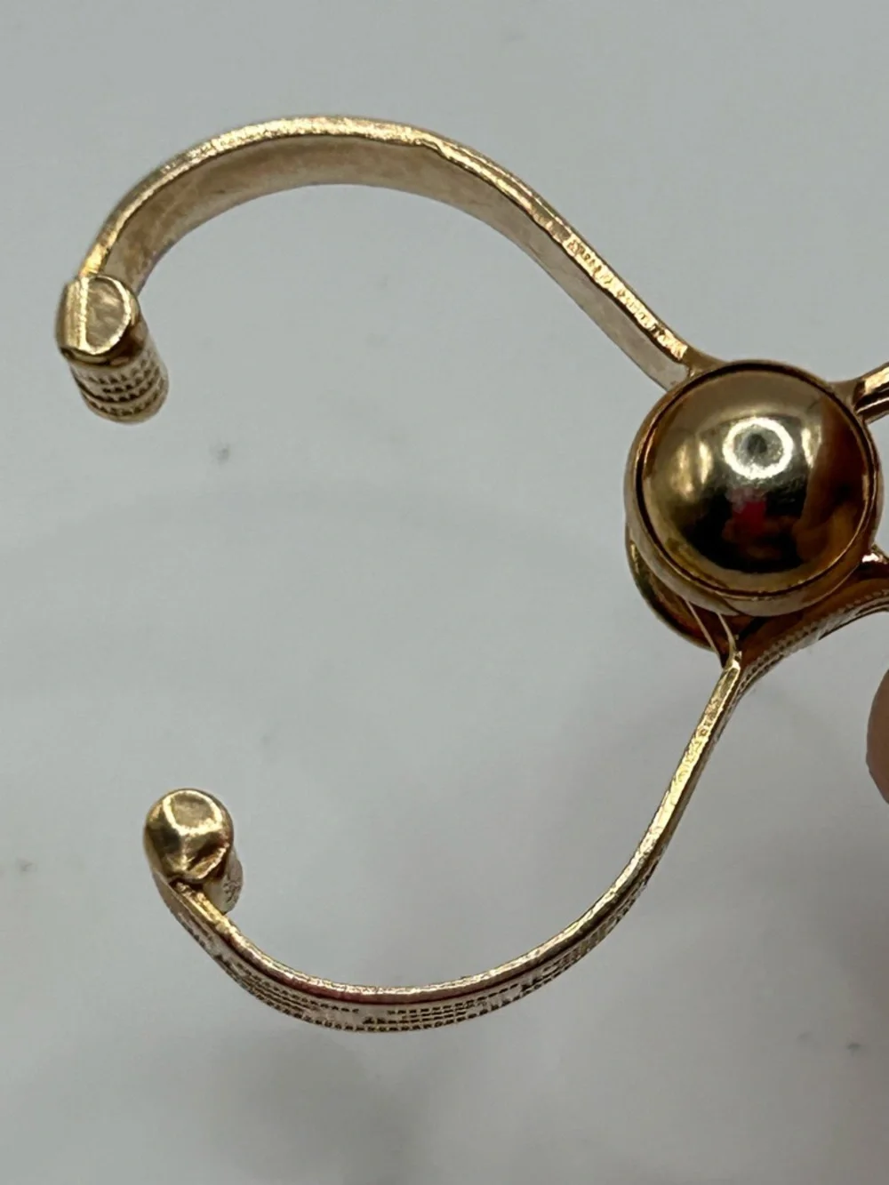 Abon 14K Gold Plated Glove Ring